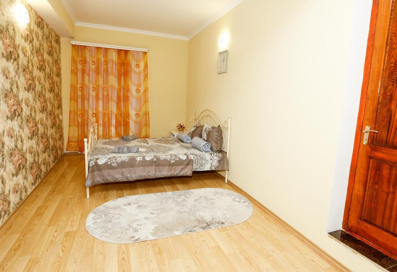 Aleqsandra Tbilisi Exterior foto